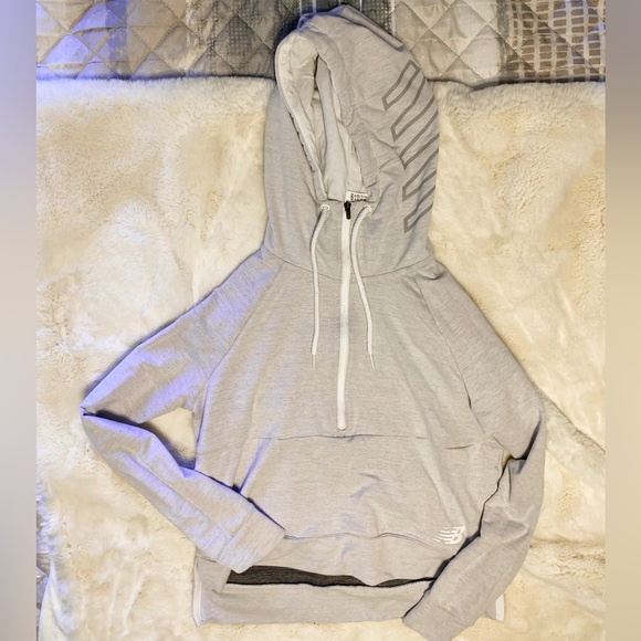 New balance quarter zip hoodie. Slightly cropped front with longer back. - Picture 1 of 1